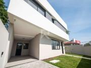Casa / Sobrado para Venda em Curitiba/PR Santa...