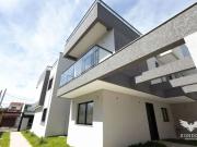 Casa / Sobrado para Venda em Curitiba/PR Santa...