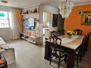 Casa / Sobrado para Venda em Curitiba/PR Santa...