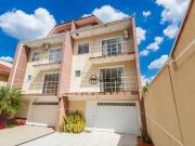 Casa / Sobrado para Venda em Curitiba/PR Santa...