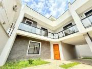 Casa / Sobrado para Venda em Curitiba/PR Santa...