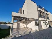 Casa / Sobrado para Venda em Curitiba/PR Santa...