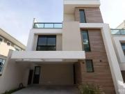 Casa / Sobrado para Venda em Curitiba/PR Santa...