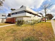 Casa / Sobrado para Venda em Curitiba/PR Santa...