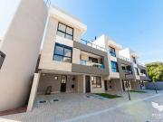 Casa / Sobrado para Venda em Curitiba/PR Santa...