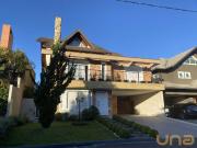 Casa / Sobrado para Venda em Curitiba/PR Santa...