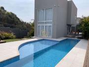 Casa / Sobrado para Venda em Curitiba/PR Santa...