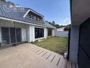 Casa / Sobrado para Venda em Curitiba/PR Santo Inácio 4...