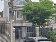 Casa / Sobrado para Venda em Curitiba/PR Santo Inácio 4...