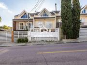 Casa / Sobrado para Venda em Curitiba/PR Seminário 3 Quartos