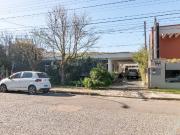 Casa / Sobrado para Venda em Curitiba/PR Seminário 4 Quartos