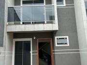 Casa / Sobrado para Venda em Curitiba/PR Sítio Cercado 2...