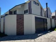 Casa / Sobrado para Venda em Curitiba/PR Sítio Cercado 2...