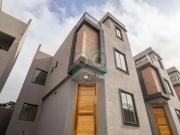 Casa / Sobrado para Venda em Curitiba/PR Sítio Cercado 3...