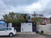 Casa / Sobrado para Venda em Curitiba/PR Sítio Cercado 3...