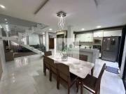 Casa / Sobrado para Venda em Curitiba/PR Sítio Cercado 4...