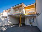 Casa / Sobrado para Venda em Curitiba/PR Tarumã 4 Quartos