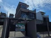 Casa / Sobrado para Venda em Curitiba/PR Tingui 4 Quartos