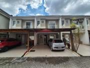 Casa / Sobrado para Venda em Curitiba/PR Uberaba 3 Quartos