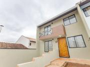 Casa / Sobrado para Venda em Curitiba/PR Uberaba 3 Quartos