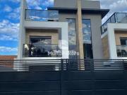 Casa / Sobrado para Venda em Curitiba/PR Uberaba 3 Quartos