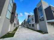 Casa / Sobrado para Venda em Curitiba/PR Uberaba 3 Quartos