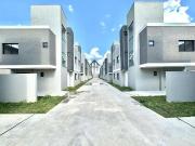 Casa / Sobrado para Venda em Curitiba/PR Uberaba 3 Quartos