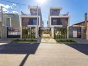 Casa / Sobrado para Venda em Curitiba/PR Uberaba 4 Quartos