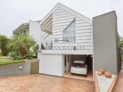 Casa / Sobrado para Venda em Curitiba/PR Uberaba 5 Quartos