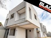 Casa / Sobrado para Venda em Curitiba/PR Vista Alegre 3...