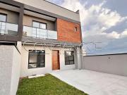 Casa / Sobrado para Venda em Curitiba/PR Xaxim 3 Quartos