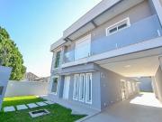 Casa / Sobrado para Venda em Curitiba/PR Xaxim 3 Quartos