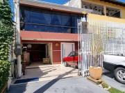 Casa / Sobrado para Venda em Curitiba/PR Xaxim 3 Quartos