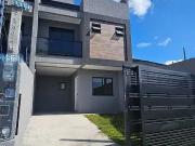 Casa / Sobrado para Venda em Curitiba/PR Xaxim 3 Quartos
