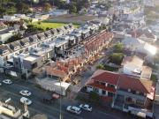 Casa / Sobrado para Venda em Curitiba/PR Xaxim 4 Quartos