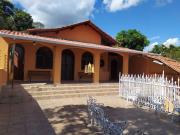 Casa / Sobrado para Venda em Esmeraldas/MG Centro 4 Quartos