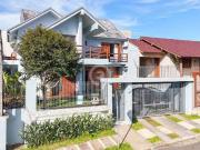 Casa / Sobrado para Venda em Estância Velha/RS Bela...