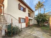 Casa / Sobrado para Venda em Esteio/RS Centro 6 Quartos