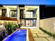 Casa / Sobrado para Venda em Eusébio/CE Eusebio 4 Quartos