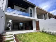 Casa / Sobrado para Venda em Eusébio/CE Precabura 4 Quartos