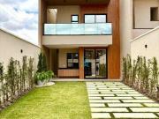 Casa / Sobrado para Venda em Eusébio/CE Urucunema 4 Quartos