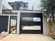 Casa / Sobrado para Venda em Fazenda Rio Grande/PR...