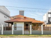 Casa / Sobrado para Venda em Florianópolis/SC Morro das...