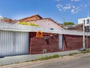 Casa / Sobrado para Venda em Fortaleza/CE Fátima 5 Quartos