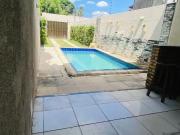 Casa / Sobrado para Venda em Fortaleza/CE Guajerú 3 Quartos