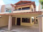 Casa / Sobrado para Venda em Fortaleza/CE Maraponga 4...