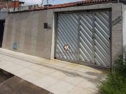 Casa / Sobrado para Venda em Fortaleza/CE Maraponga 4...