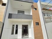 Casa / Sobrado para Venda em Fortaleza/CE Mondubim 3 Quartos