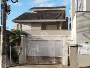 Casa / Sobrado para Venda em Garibaldi/RS Centro 4 Quartos