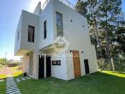 Casa / Sobrado para Venda em Garopaba/SC Praia da...